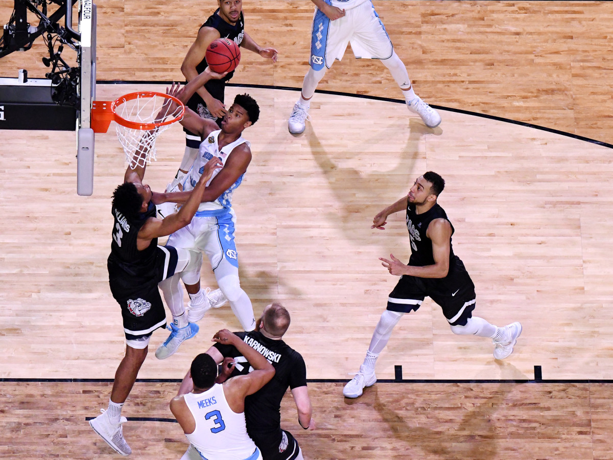 isaiah-hicks-unc-gonzaga-national-championship.jpg